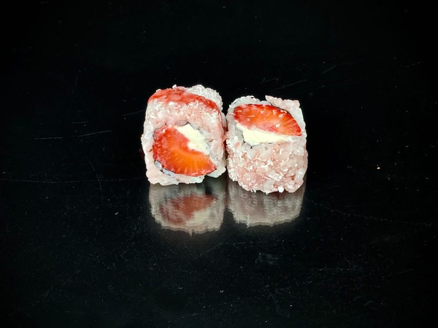 Strawberry roll 4pz